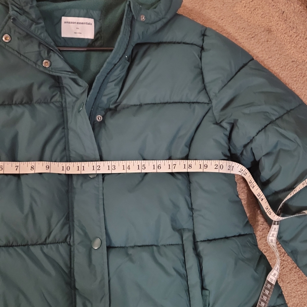 Amazon Essentials Green Puffer Jacket - image 7